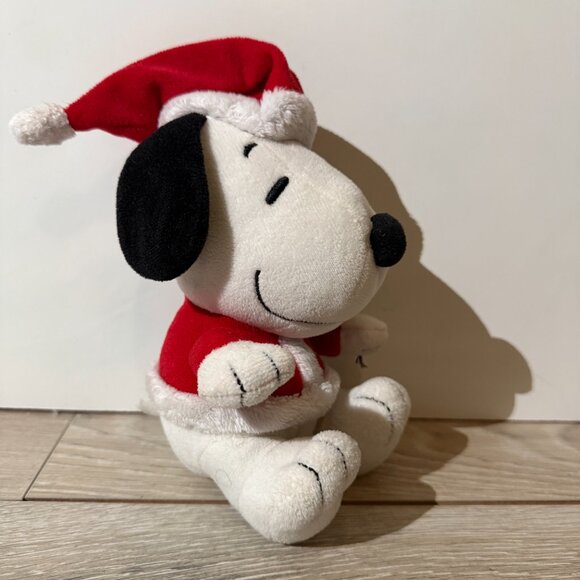 Hallmark Snoopy Plush Christmas Santa Outfit 7" Seated Peanuts Stuffed Animal - Picture 3 of 6